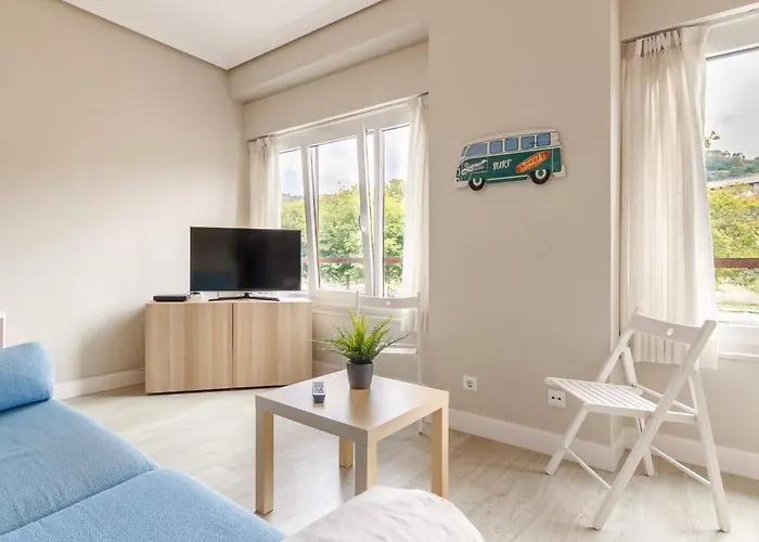 Coqueto, Junto Al Ayuntamiento Y La Ria * Bilbao